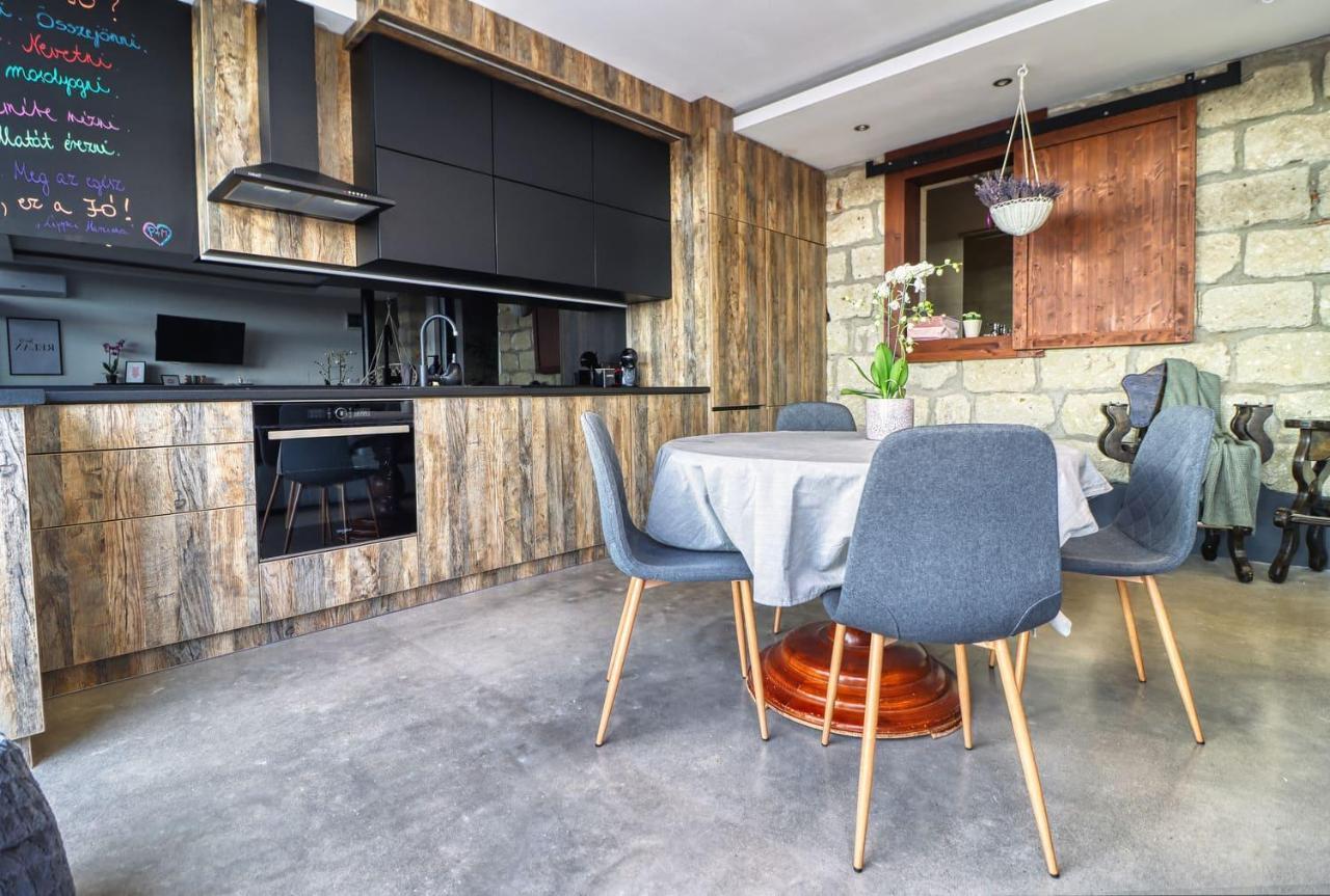 Hab Home Apartman Eger Exterior foto